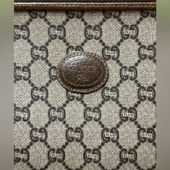 Gucci Plus large cosmetic pouch or clutch Gucci Plus coated canvas crossbody bag - Picture 5 of 11